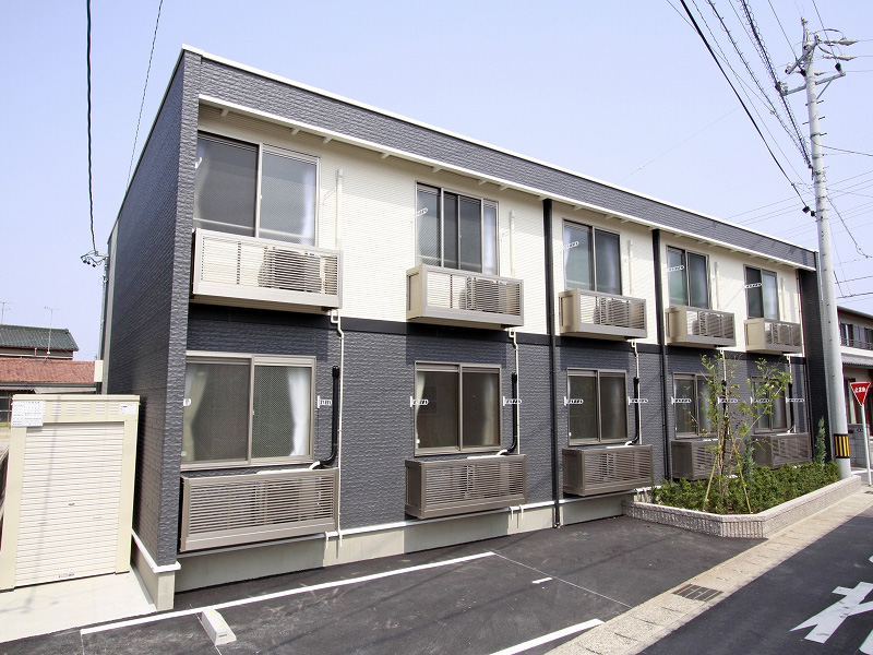 西尾駅よりバス27分 築17年 2階建の賃貸物件