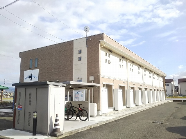 盛岡駅よりバス30分 築16年4ヶ月 2階建の賃貸物件