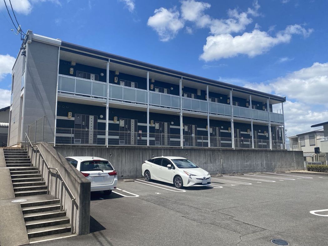 神領駅より徒歩21分 築14年10ヶ月 2階建の賃貸物件