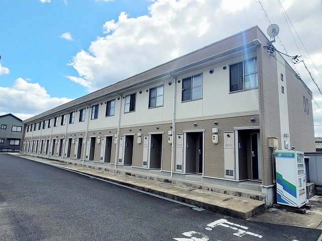 津ノ井駅より徒歩17分 築15年10ヶ月 2階建の賃貸物件