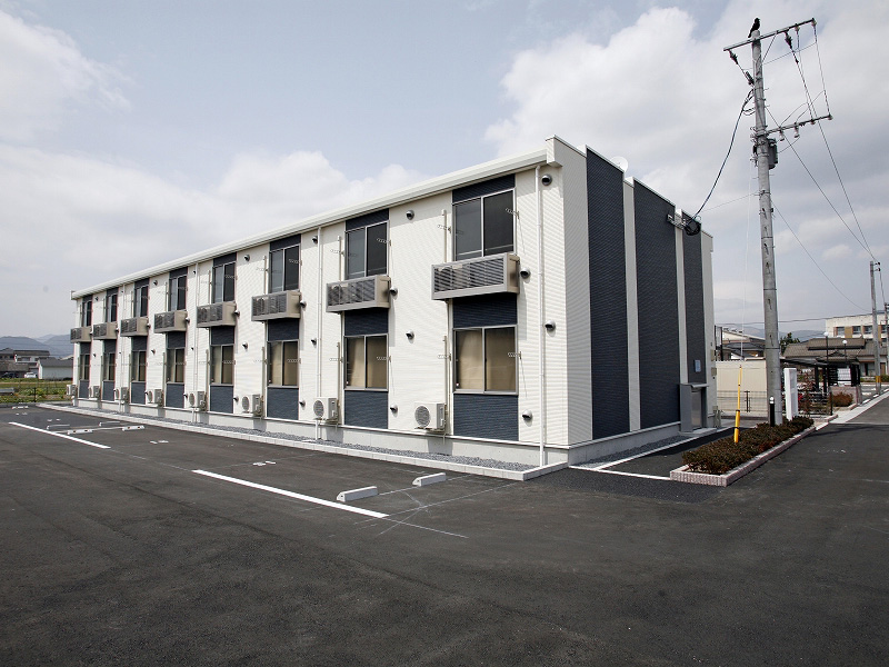 行橋駅より徒歩15分 築15年7ヶ月 2階建の賃貸物件