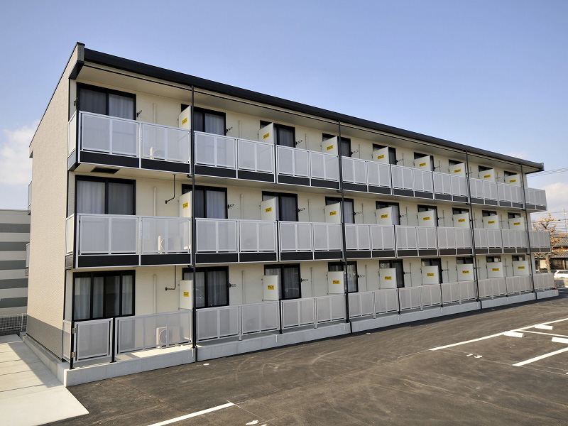 清輝橋駅より徒歩13分 築16年4ヶ月 3階建の賃貸物件