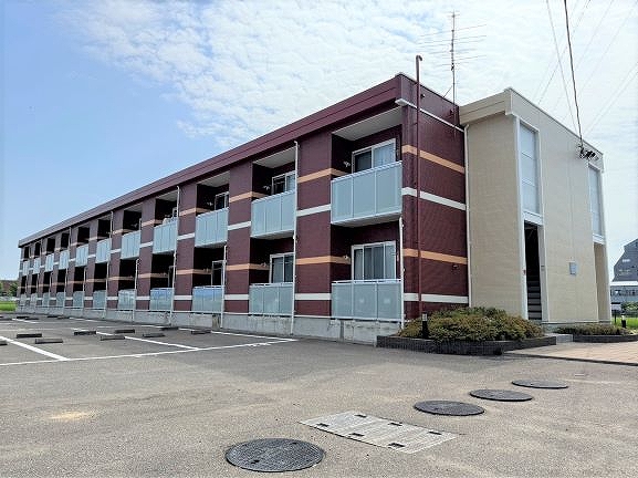 新潟駅よりバス87分 築15年8ヶ月 2階建の賃貸物件