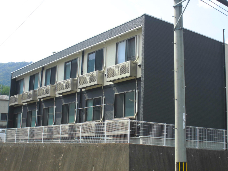 八本松駅より徒歩25分 築15年11ヶ月 2階建の賃貸物件