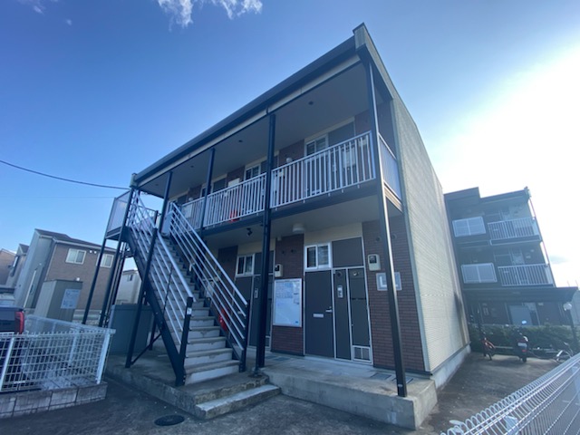 柏たなか駅より徒歩14分 築15年8ヶ月 2階建の賃貸物件