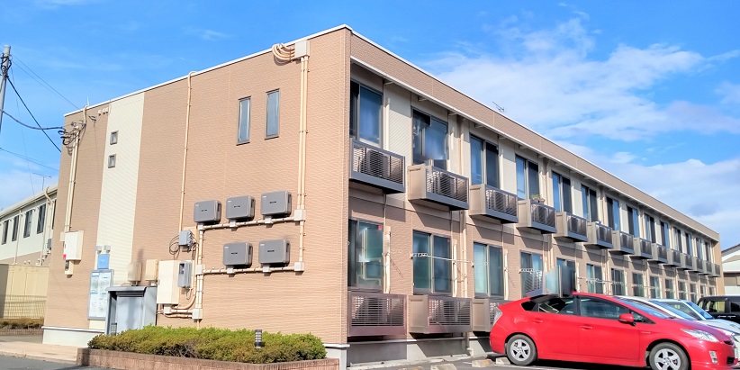 山前駅より徒歩10分 築15年8ヶ月 2階建の賃貸物件