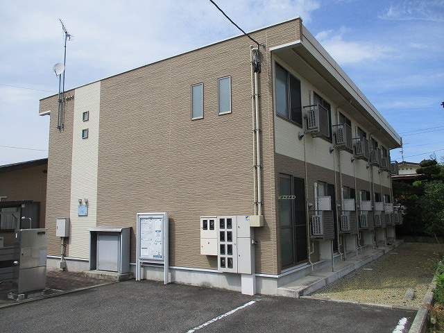 南寒河江駅より徒歩7分 築15年11ヶ月 2階建の賃貸物件