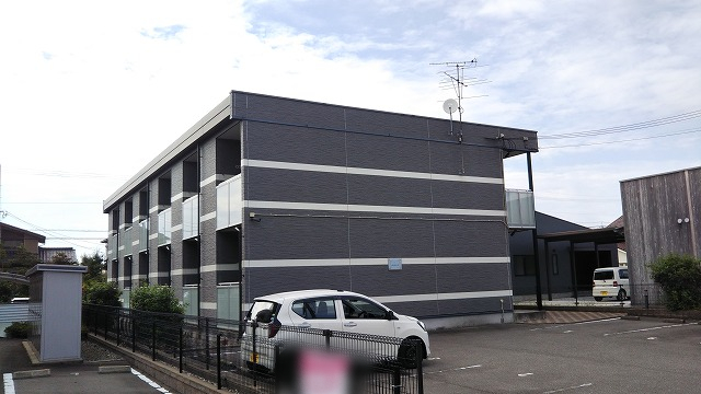 森本駅より徒歩18分 築16年3ヶ月 2階建の賃貸物件