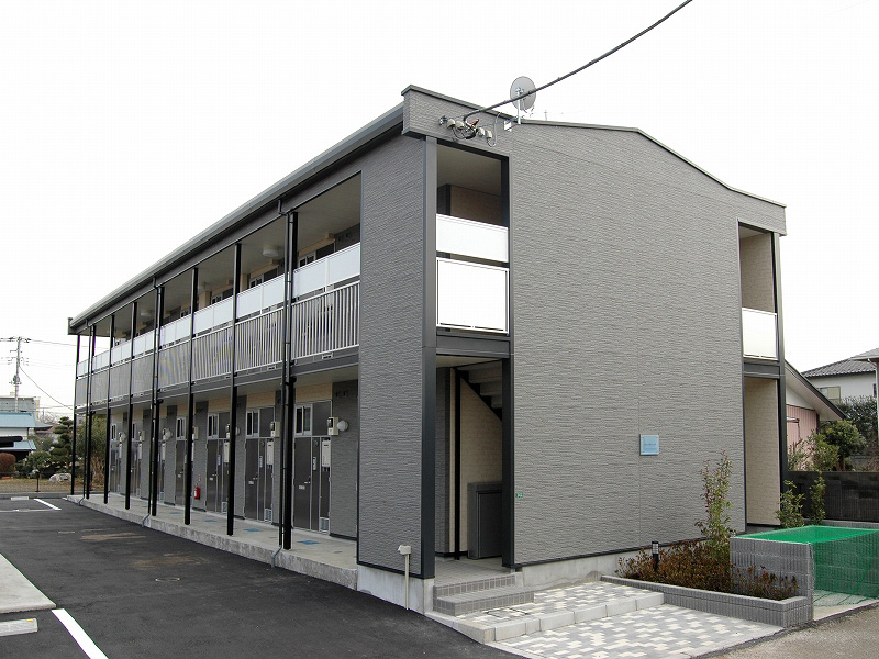 厚木駅より徒歩10分 築15年9ヶ月 2階建の賃貸物件