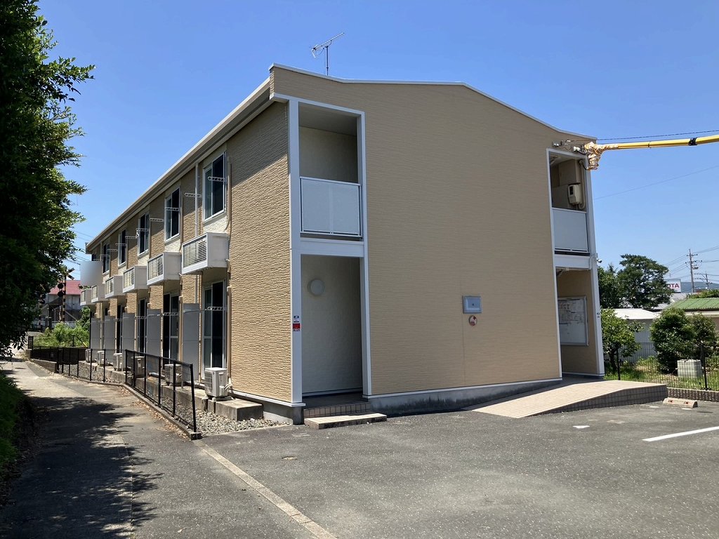 神戸駅より徒歩5分 築15年10ヶ月 2階建の賃貸物件