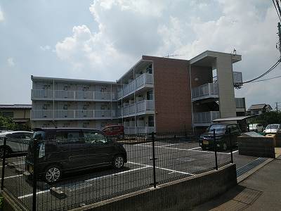 辻堂駅より徒歩14分 築15年5ヶ月 3階建の賃貸物件