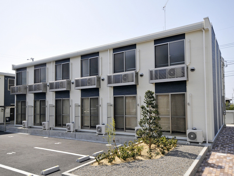 伊予三島駅よりバス7分 築16年1ヶ月 2階建の賃貸物件