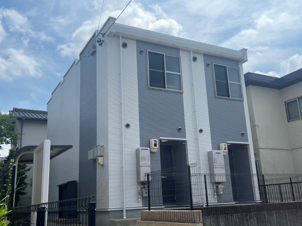 西可児駅よりバス7分 築16年1ヶ月 2階建の賃貸物件
