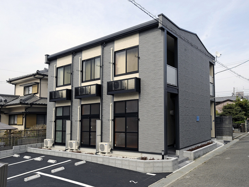 レオパレス江尻台の賃貸物件