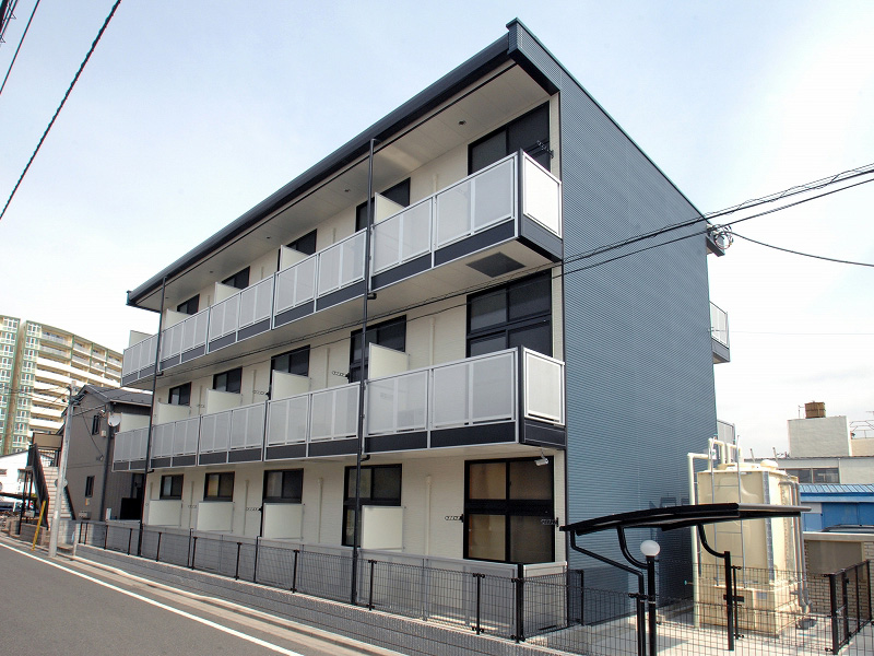 レオパレスシティセントラル 1階 築15年8ヶ月の賃貸物件