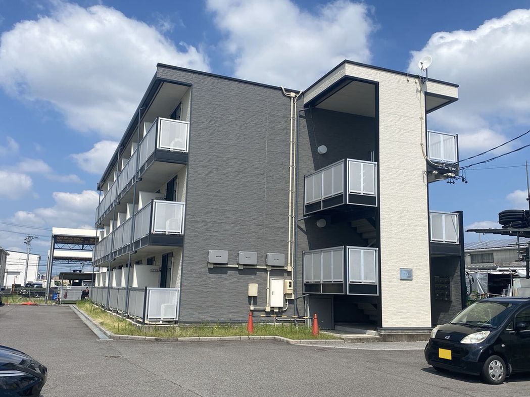 レオパレスフアモの賃貸物件