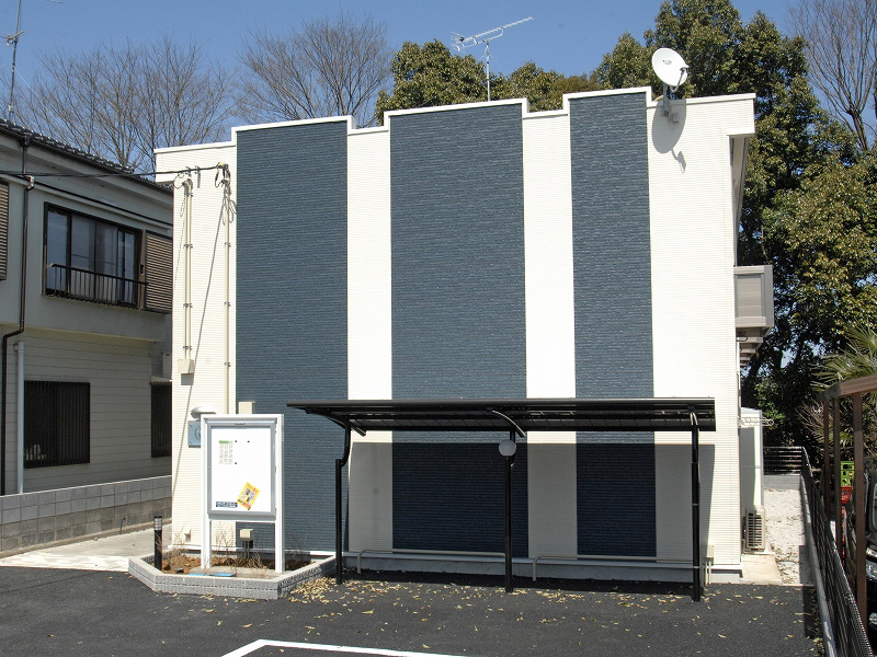 越生駅より徒歩7分 築15年8ヶ月 2階建の賃貸物件