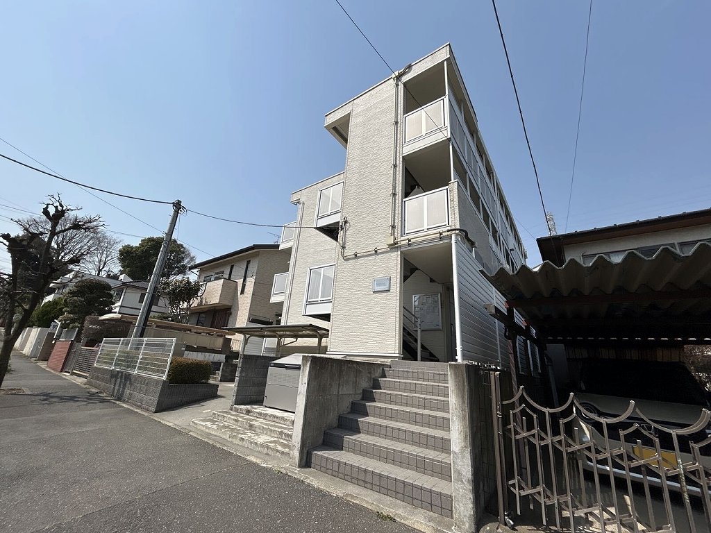 レオパレスアビタンティ 3階 築15年7ヶ月の賃貸物件