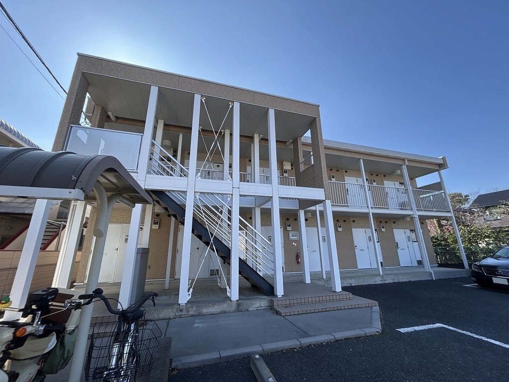 北越谷駅よりバス6分 2階 築15年6ヶ月の賃貸物件