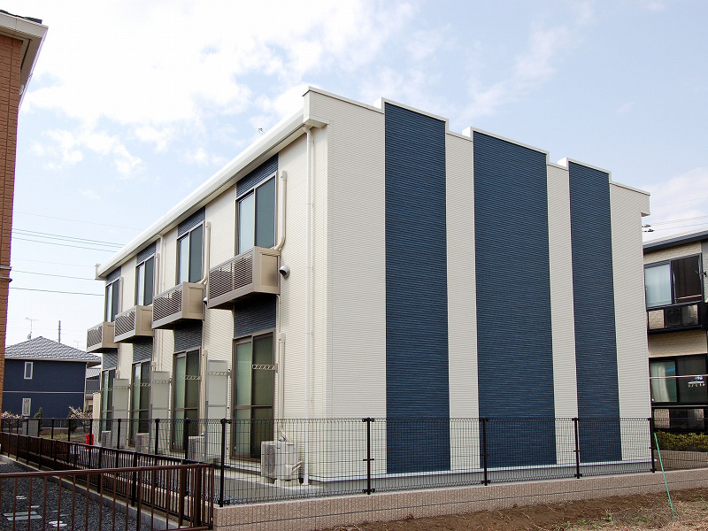 真岡駅よりバス14分 築15年10ヶ月 2階建の賃貸物件