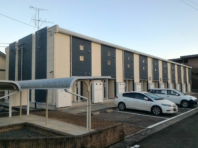 相馬駅より徒歩11分 築15年3ヶ月 2階建の賃貸物件