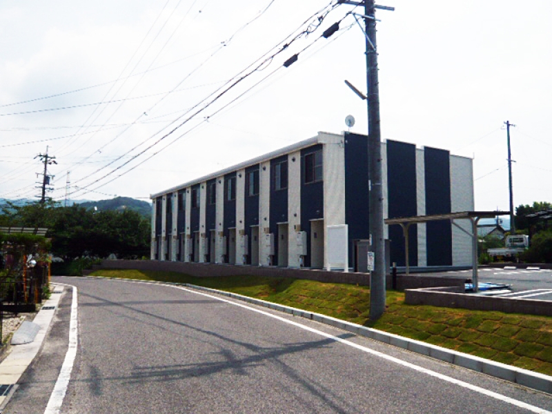 尾張瀬戸駅よりバス18分 築15年4ヶ月 2階建の賃貸物件