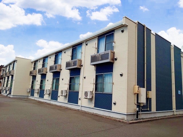 近鉄弥富駅より徒歩6分 築14年3ヶ月 2階建の賃貸物件