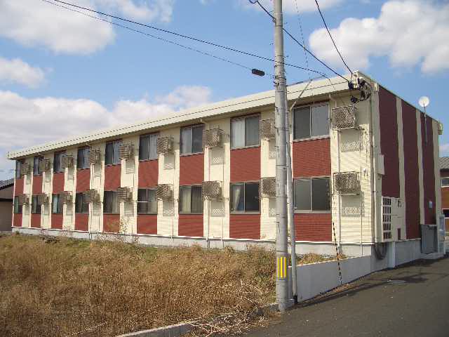 三沢駅よりバス27分 築15年3ヶ月 2階建の賃貸物件