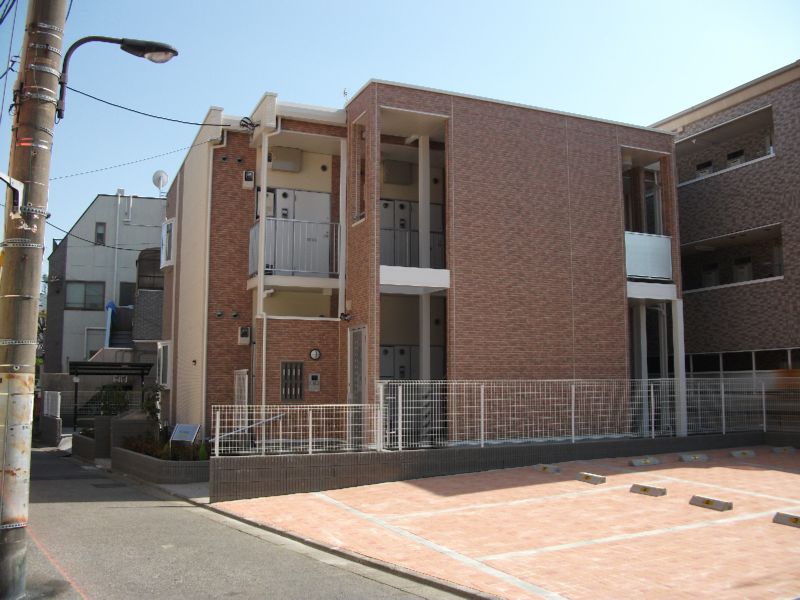 熊野前駅より徒歩6分 築14年11ヶ月 2階建の賃貸物件