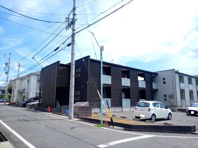 星ヶ丘駅よりバス11分 築14年 2階建の賃貸物件