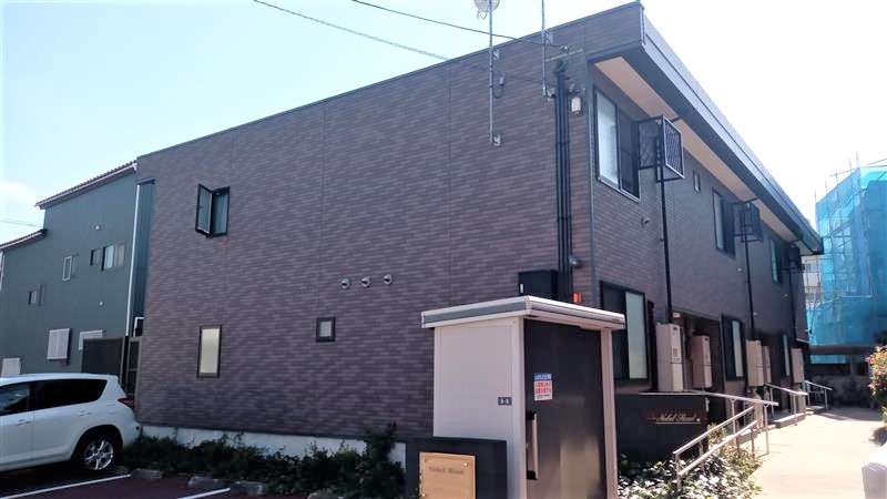 安野屋駅より徒歩10分 築13年1ヶ月 2階建の賃貸物件