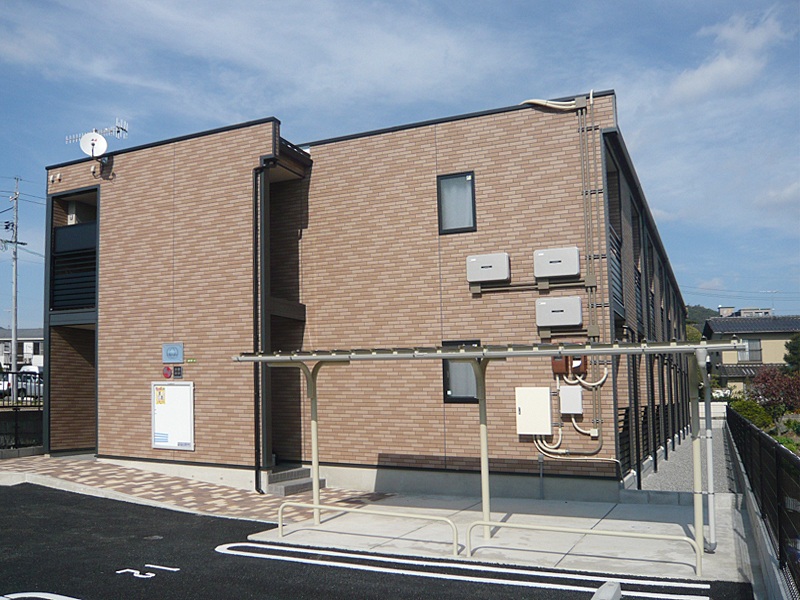 河戸帆待川駅より徒歩4分 築13年3ヶ月 2階建の賃貸物件