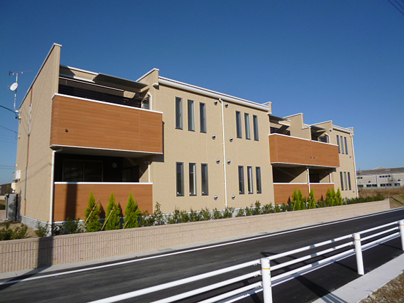 蟹江駅より徒歩12分 築13年2ヶ月 2階建の賃貸物件