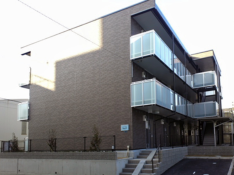 門真市駅より徒歩16分 築13年1ヶ月 3階建の賃貸物件