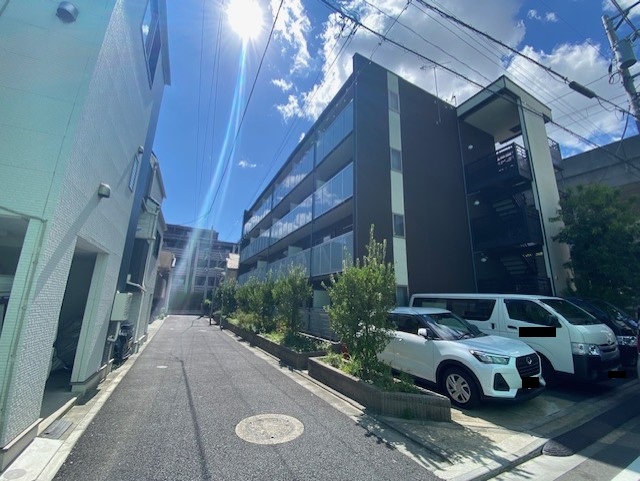 立会川駅より徒歩4分 築11年10ヶ月 4階建の賃貸物件