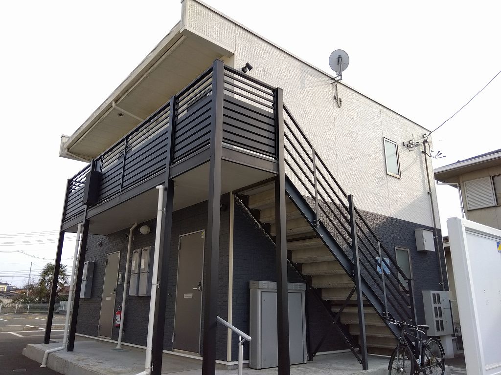 船岡駅より徒歩12分 築12年8ヶ月 2階建の賃貸物件