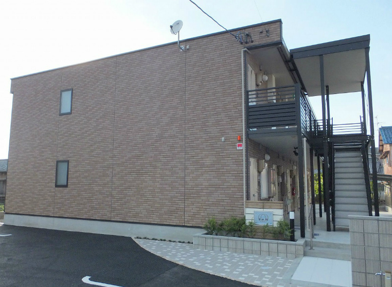 草薙駅より徒歩19分 築9年3ヶ月 2階建の賃貸物件