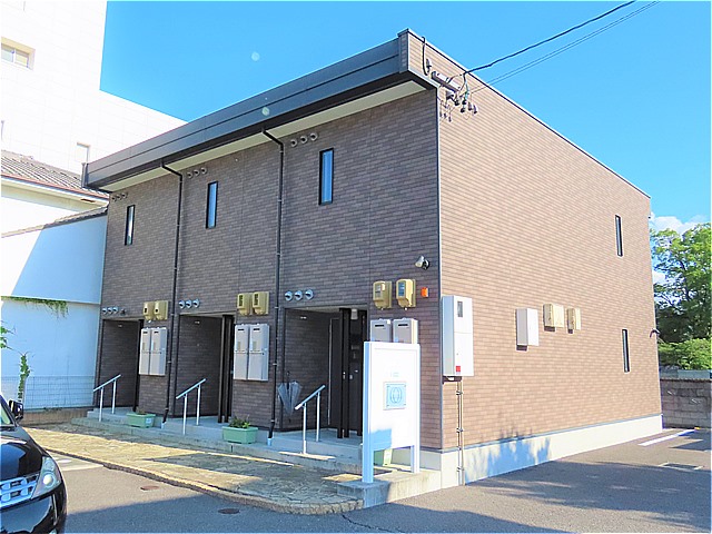 上田駅より徒歩10分 築12年5ヶ月 2階建の賃貸物件