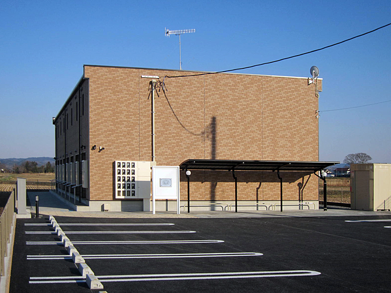 新田駅よりバス37分 築11年8ヶ月 2階建の賃貸物件