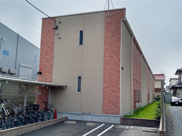 小幡駅より徒歩5分 築10年2ヶ月 2階建の賃貸物件