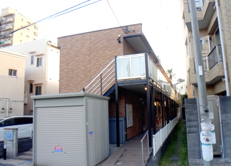 川口駅より徒歩10分 2階 築11年10ヶ月の賃貸物件