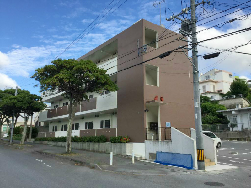 壺川駅よりバス32分 築10年11ヶ月 3階建の賃貸物件