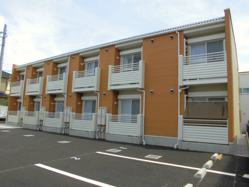 小作駅より徒歩12分 築11年6ヶ月 2階建の賃貸物件