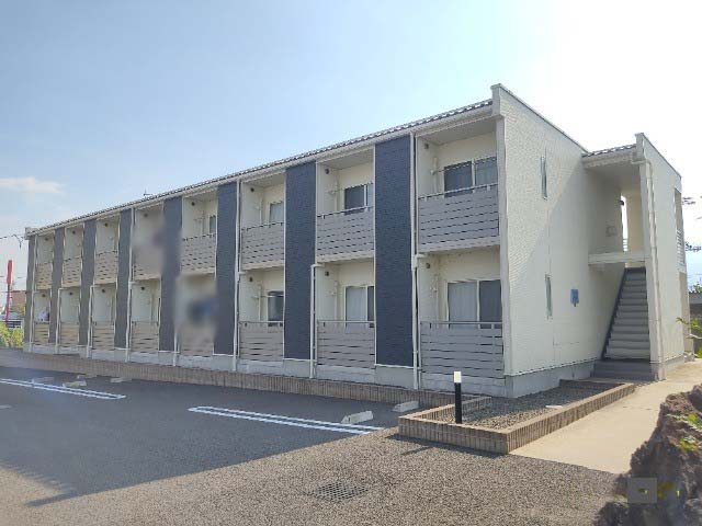 泉駅より徒歩14分 築10年2ヶ月 2階建の賃貸物件