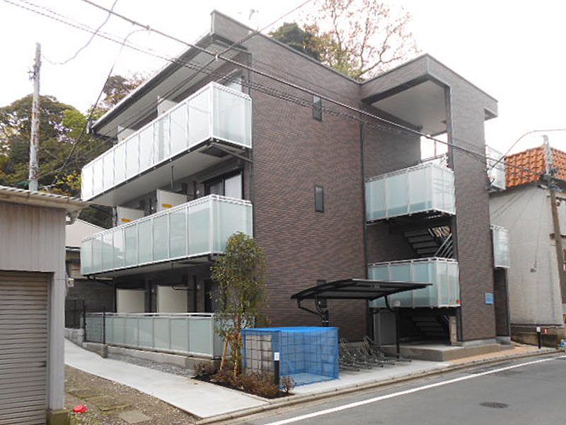 堀ノ内駅より徒歩6分 築10年8ヶ月 3階建の賃貸物件