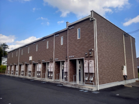 紀伊山田駅より徒歩14分 築8年10ヶ月 2階建の賃貸物件