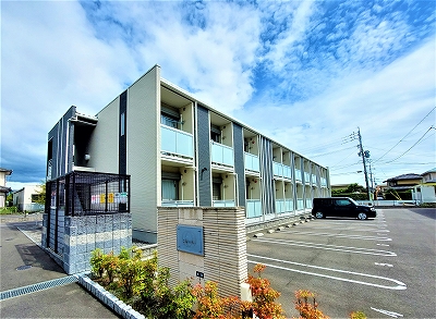 佐賀駅よりバス9分 築10年6ヶ月 2階建の賃貸物件
