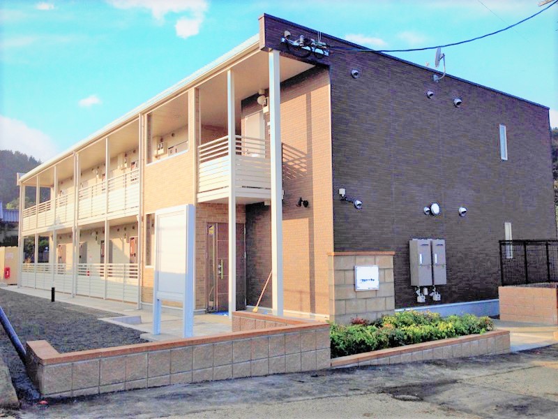 上伊万里駅より徒歩15分 築10年2ヶ月 2階建の賃貸物件