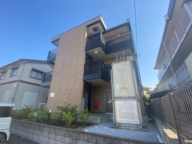 レオネクストアルストロメリアの賃貸物件