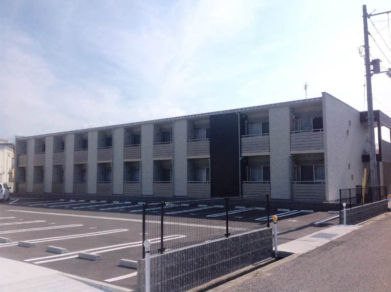 坂出駅より徒歩17分 築10年 2階建の賃貸物件